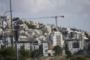 إسرائيل تخصص مليارات الشواقل لتعزيز المستوطنات بالضفة الغربية